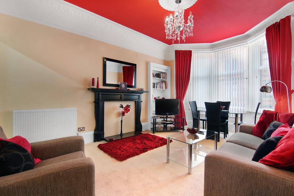 Townhead Apartments Glasgow Airport Paisley Extérieur photo