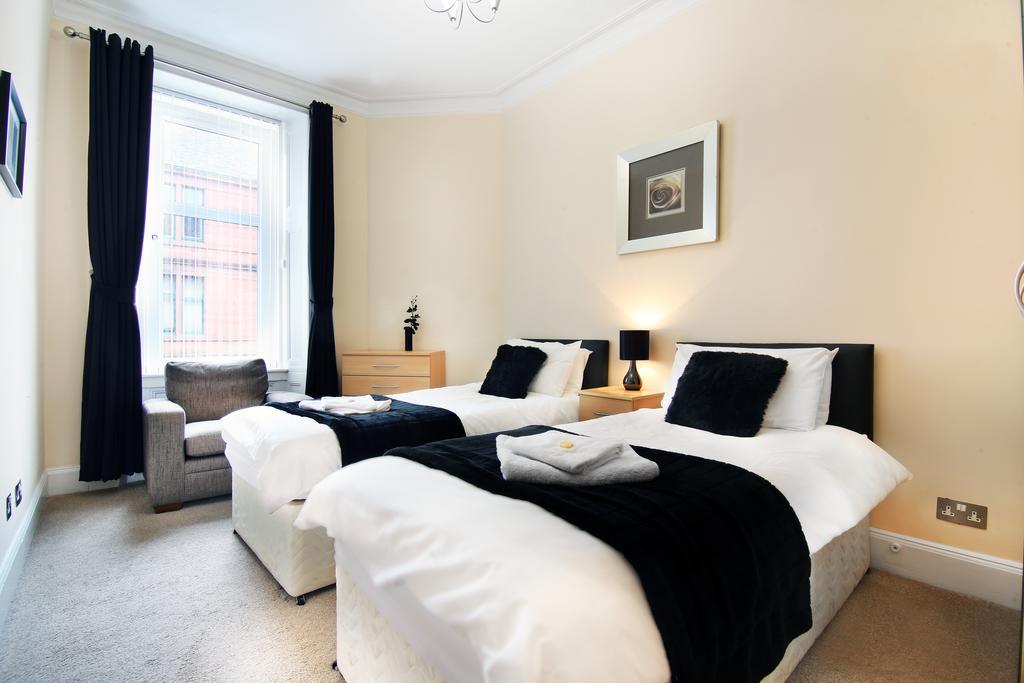 Townhead Apartments Glasgow Airport Paisley Extérieur photo